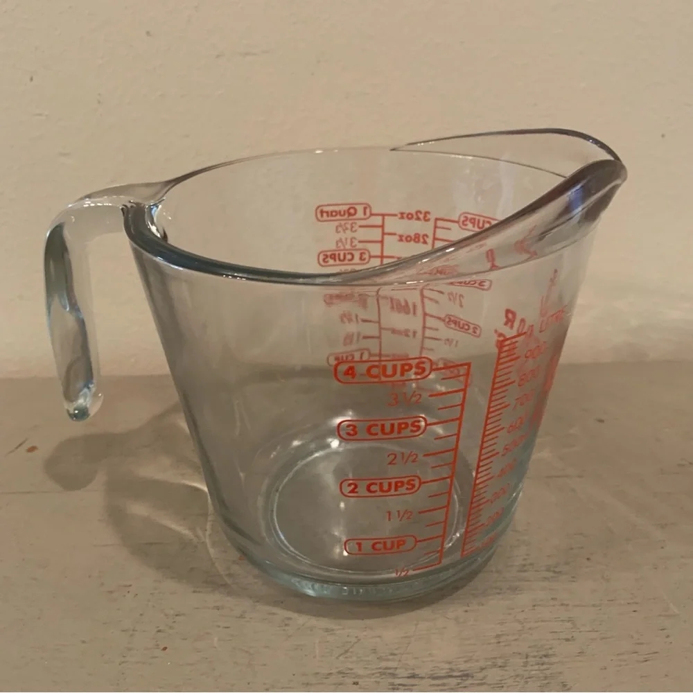 VTG Anchor Hocking 4 Cup Glass Measuring Cup